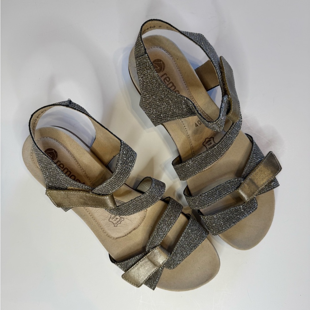 Remonte Sparkly Gold Sandals
